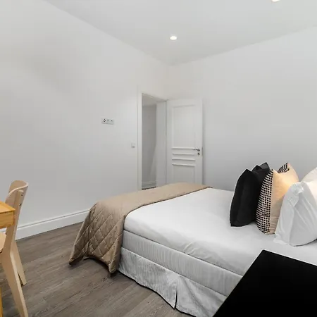 Whome Stylish Oasis Near Parque Eduardo Vii דירה