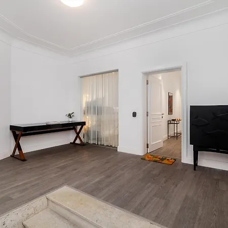 Whome Stylish Oasis Near Parque Eduardo Vii ליסבון
