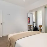 Διαμέρισμα Whome Stylish Oasis Near Parque Eduardo Vii