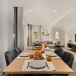 Whome Stylish Oasis Near Parque Eduardo Vii Διαμέρισμα *